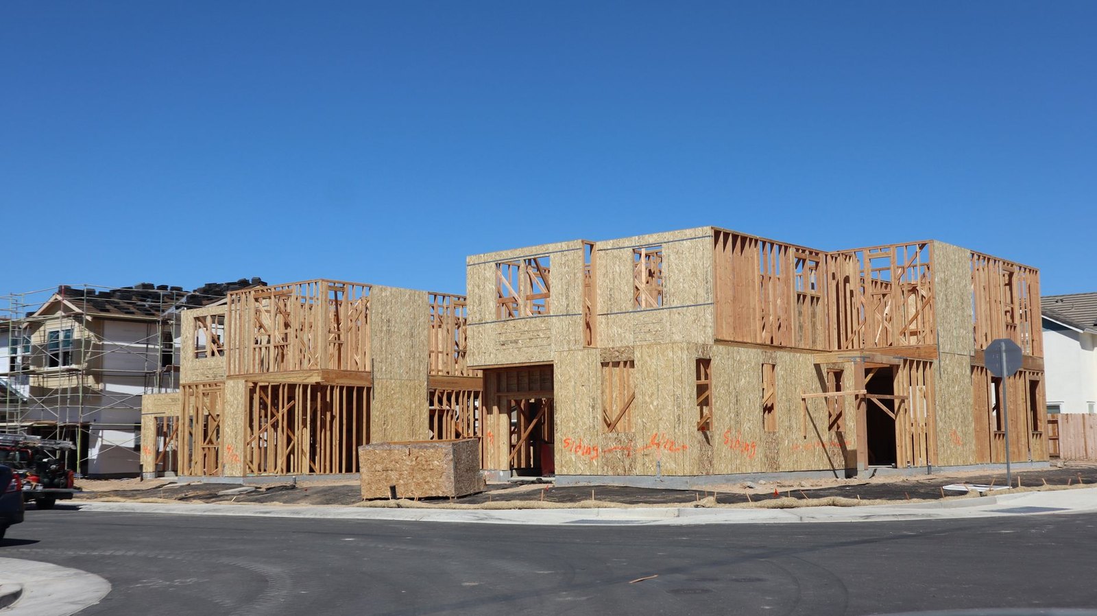 Newly completed retail shell building at FM 2499 and International Parkway in Flower Mound