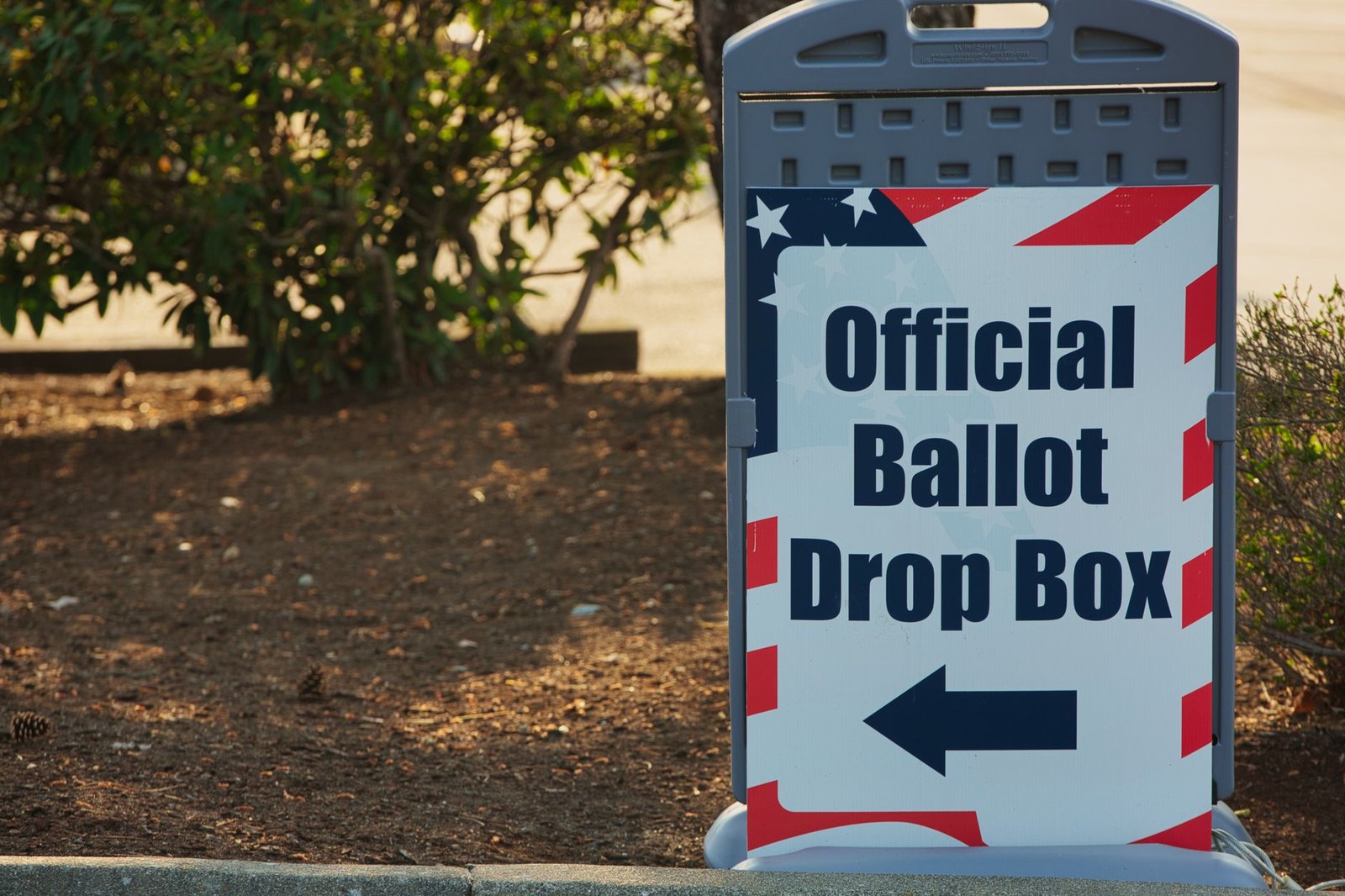 Election Day polling place sign at a Texas precinct voting location