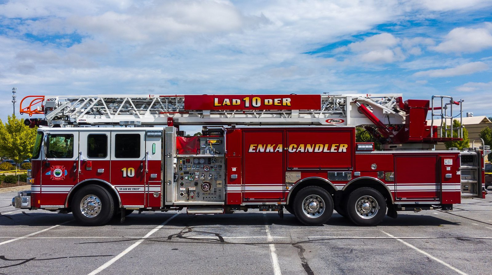 Fire truck parked in the north parking lot of the Flower Mound Public Library on Broadmoor Lane